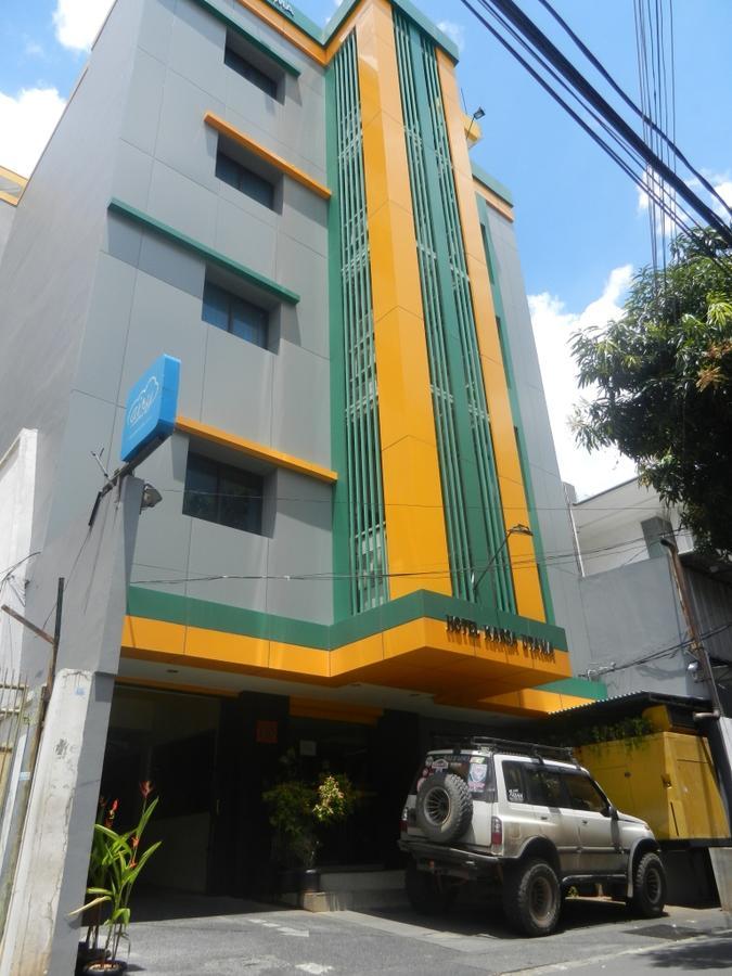 Karsa Utama Hotel Jakarta Exterior foto